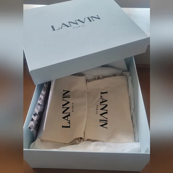 Lanvin men shoes, like brand new worn for 2hrs only. No  display picture 1